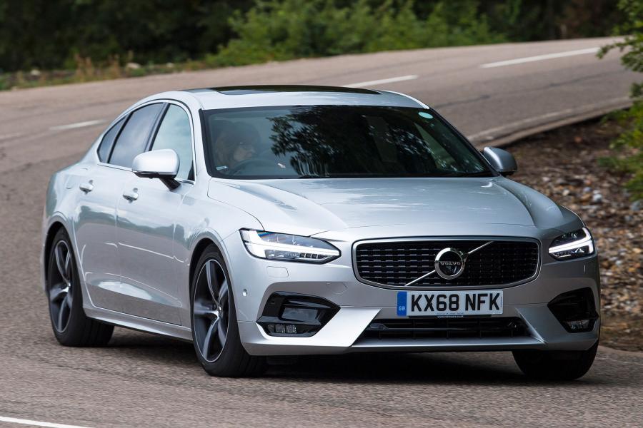  Volvo S90 D4 R-Design 2016 года  (UK) (фото 5 из 15)